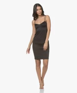 Hanro Satin Deluxe Onderrok - Zwart 15 Hanro Satin Deluxe Onderrok - Zwart -JAMES PERSE WINKEL 181220 HANRO Touch Feeling Low rise Short Zwart 125