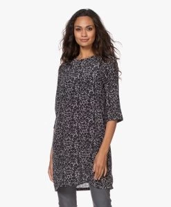 Equipment Aubrey Zijden Mini Jurk Met Luipaardprint - Silver Steel -JAMES PERSE WINKEL 200827 115c6ada fa56 4d0b a14d 6e9700ce9e0c