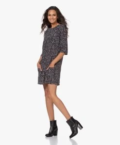 Equipment Aubrey Zijden Mini Jurk Met Luipaardprint - Silver Steel