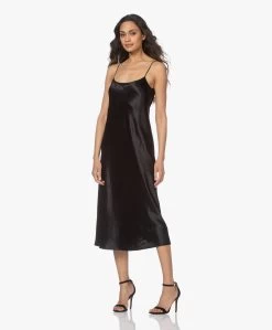 Vince Crush Satijnen Slip Dress - Zwart -JAMES PERSE WINKEL 210322 a316ce32 92f8 4743 afc5 3cc080e05f19