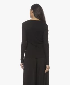 By Malene Birger Charlize Lyocell Longsleeve - Zwart -JAMES PERSE WINKEL 220120 9c34c35c 26ac 4b38 826d 046e998ede65