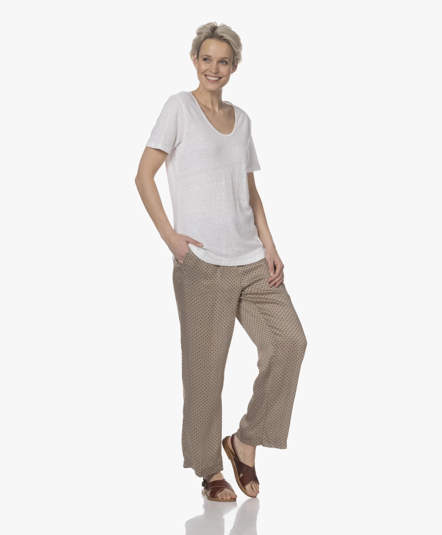 Neeve The Linen Scoopneck T-Shirt - Crispy White 15 Neeve The Linen Scoopneck T-Shirt - Crispy White - Afbeelding 13