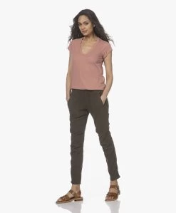 James Perse V-Hals T-Shirt In Extrafijne Jersey - Old Rose -JAMES PERSE WINKEL 220304 53760262 bd99 4d21 89f8 6ffe7392afb9