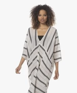 Su Paris Talia Voile Kaftan Met Jacquard Streepdessin - Zwart -JAMES PERSE WINKEL 220414 57bd8d34 51a9 4185 a964 440bbd6d3a15