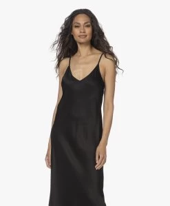 Resort Finest Satijnen Midi Slip Dress - Zwart -JAMES PERSE WINKEL 220517 89c1b8d6 988f 496d 8e7f 28457d13e991