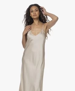 Resort Finest Satijnen Midi Slip Dress - Champagne -JAMES PERSE WINKEL 220517 c19bff6f 6df8 4773 afda fe9b47402132