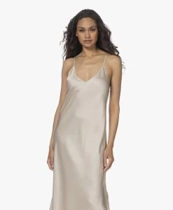 Resort Finest Satijnen Midi Slip Dress - Champagne -JAMES PERSE WINKEL 220517 ff3ce5ee 2cfb 4e91 a218 96bd1d1f9ad9