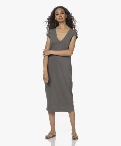 James Perse Supima Mix Jersey V-Hals Midi Jurk - Jungle -JAMES PERSE WINKEL 220525 637b32e1 2c3b 460b b74e 599fd5e231b8