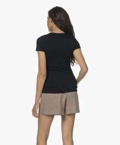 Majestic Filatures Slim-Fit Viscose T-Shirt - Marine 18 Majestic Filatures Slim-Fit Viscose T-Shirt - Marine -JAMES PERSE WINKEL 220714 08f1e1aa c108 4bb9 a7f9 b16f917ab1f0