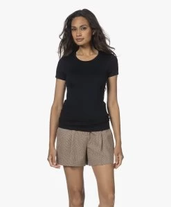 Majestic Filatures Slim-Fit Viscose T-Shirt - Marine 26 Majestic Filatures Slim-Fit Viscose T-Shirt - Marine -JAMES PERSE WINKEL 220714 4d87a336 5390 4556 b2cc 6d8f1e957602