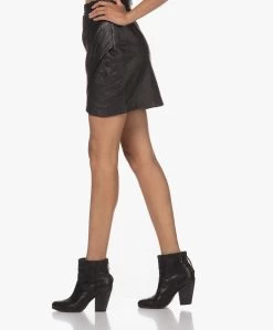 Zadig & Voltaire Julipe Crinkle Leren Minirok - Zwart 21 Zadig & Voltaire Julipe Crinkle Leren Minirok - Zwart -JAMES PERSE WINKEL 220802 d5f2cfd8 62ad 4966 8f81 c81495089847