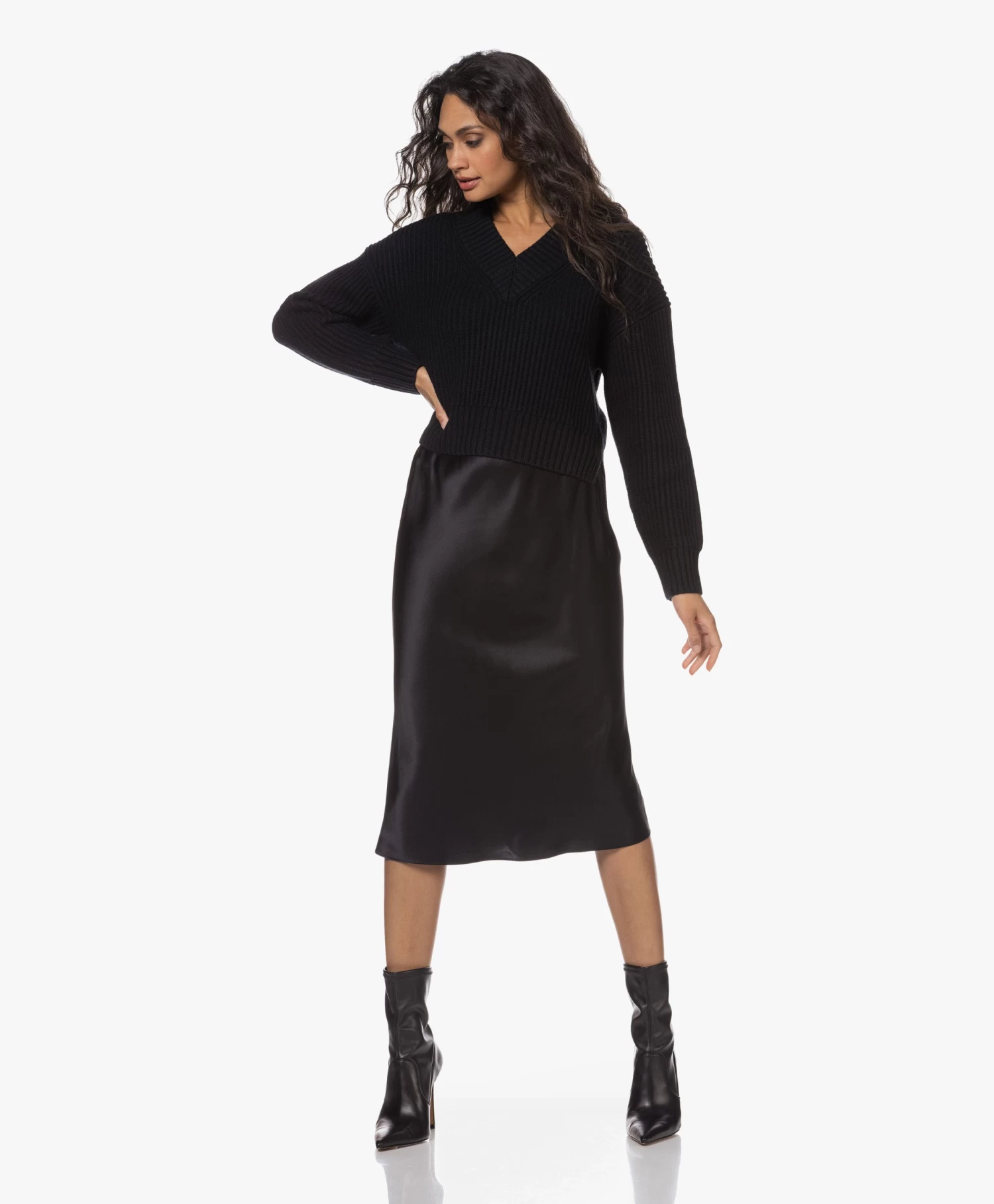 Joseph Isaak Zijden Satijnen Rok - Zwart 10 Joseph Isaak Zijden Satijnen Rok - Zwart - Afbeelding 8