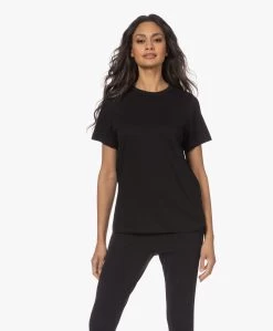 Resort Finest Katoen-Cashmere Relaxed T-Shirt - Zwart -JAMES PERSE WINKEL 221207 1b370e71 0b4b 4f06 b8f2 406309b8ade8