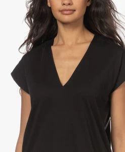 Frame Le Mid Rise V-Hals T-Shirt - Zwart -JAMES PERSE WINKEL 221207 6084191d b47c 4ec2 aaf5 7379bdfcf4d0