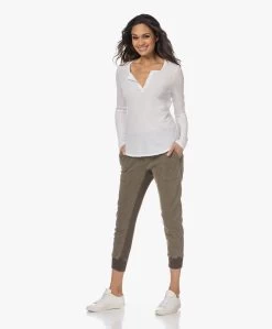 James Perse Katoenen Henley Longsleeve - Wit 19 James Perse Katoenen Henley Longsleeve - Wit -JAMES PERSE WINKEL 230118 b0c1f6ca b84a 42b5 9635 41d1cd15b156