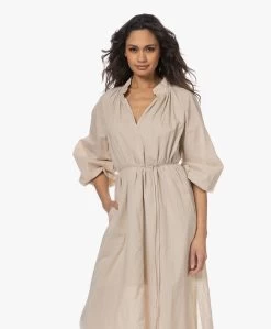 Xírena Arabella Lichtgewicht Poplin Midi Jurk - Parchment -JAMES PERSE WINKEL 230119 15f7ea2e ed51 43cd 9628 2defdf2a7d4d