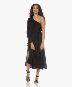 Xírena Aveline Mousseline One-Shoulder Midi Jurk - Zwart -JAMES PERSE WINKEL 230119 7ee33e35 9661 4107 9727 f83ba1ca661a