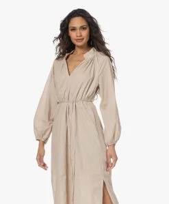 Xírena Arabella Lichtgewicht Poplin Midi Jurk - Parchment -JAMES PERSE WINKEL 230119 82b0522a 82cd 40e1 b552 eece0e718c50