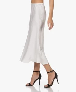 Resort Finest Frivo Satijnen Midi Rok - Ecru -JAMES PERSE WINKEL 230220 f35d997b ada2 4185 bf99 267e8b84c856