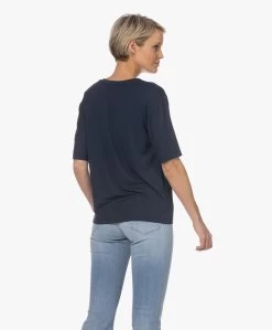 Woman By Earn Hannah Modal V-Hals T-Shirt - Navy -JAMES PERSE WINKEL 230222 76f03042 a111 42bf bc12 726a8b31dc71