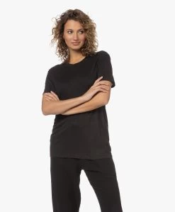 Iro Luciana Linnen Ronde Hals T-Shirt - Off-Black -JAMES PERSE WINKEL 230301 d21107ac 88e2 41a9 85dc 541de9209502