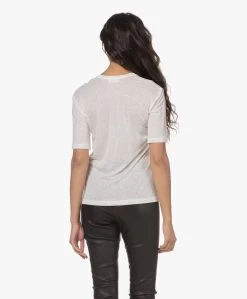 By Malene Birger Amaringa Lyocell En Linnen T-Shirt - Soft White -JAMES PERSE WINKEL 230308 25d9c0c5 c91d 45f0 a535 a70b6639bcca