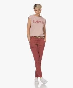 By-Bar Thelma Love Flock Print T-Shirt - Light Violet -JAMES PERSE WINKEL 230322 4ae046f7 d702 46da 9d5a 253b3d549688