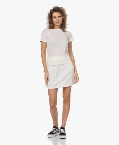 Resort Finest Katoen-Cashmere R-Hals T-Shirt - Ecru -JAMES PERSE WINKEL 230329 d10608a2 f041 49e4 a9c4 ca5f2c465b5d