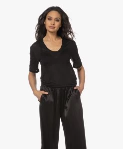 By Malene Birger Amaringa Lyocell En Linnen T-Shirt - Zwart -JAMES PERSE WINKEL 230404 dfcdda44 8afd 4c39 8f51 821e219c2d67