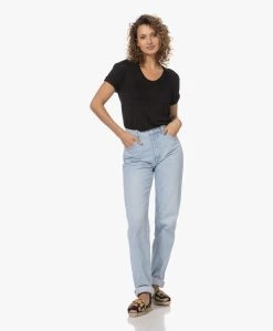 By Malene Birger Amaringa Lyocell En Linnen T-Shirt - Zwart -JAMES PERSE WINKEL 230510 d891d905 9251 4ad4 a1dc a05e39d29163