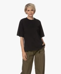 By Malene Birger Denami Biologisch Katoenen T-Shirt - Zwart