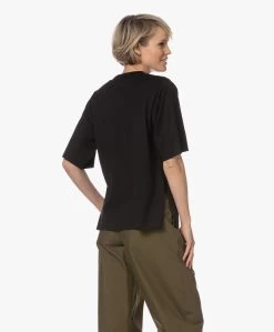 By Malene Birger Denami Biologisch Katoenen T-Shirt - Zwart -JAMES PERSE WINKEL 230523 f1eacc10 561c 4b7d 9fe9 cab458b20ed9