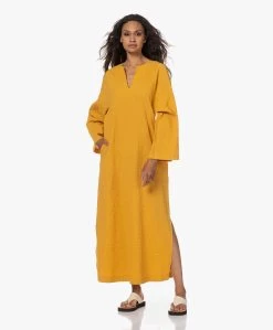 By Malene Birger Kayia Gesmokte Kaftan Jurk - Yellow Sunset -JAMES PERSE WINKEL 230524 33c7a1fd 9579 4b19 8c37 313bebdfbd99