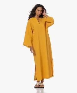 By Malene Birger Kayia Gesmokte Kaftan Jurk - Yellow Sunset -JAMES PERSE WINKEL 230524 3addfd94 fdc4 4329 9394 2fe2d4dc7c09