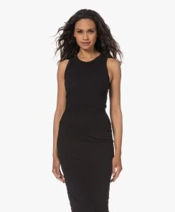 James Perse Dubbellaagse Mouwloze Midi Jurk - Zwart 23 James Perse Dubbellaagse Mouwloze Midi Jurk - Zwart -JAMES PERSE WINKEL 230524 631c2b31 6f20 497b aa95 767df50a4efc