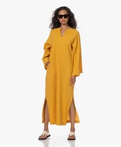 By Malene Birger Kayia Gesmokte Kaftan Jurk - Yellow Sunset -JAMES PERSE WINKEL 230524 6ed4e432 c349 4603 9a5c 4ed0528f6f9b