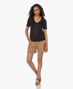 Resort Finest Linnen V-Hals Korte Mouwen T-Shirt - Zwart -JAMES PERSE WINKEL 230524 778d084c 5e8d 4c77 89c5 90e06d931696