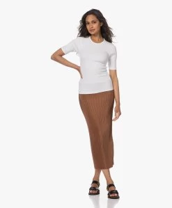 By Malene Birger Velmas Plissé Midi Rok - Dark Tan -JAMES PERSE WINKEL 230530 4d30edfa 9248 4ad6 905f 57710ed90759