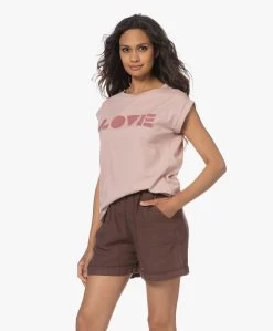 By-Bar Thelma Love Flock Print T-Shirt - Light Violet -JAMES PERSE WINKEL 230531 1594ba95 8408 4a78 8d6b 5d425baa8cd2