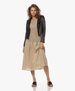 Gai+Lisva Petra Katoenen Poplin Midi Rok - Chinchilla -JAMES PERSE WINKEL 230601 e617f63c dc46 4511 b29b b9a7d90b19dd