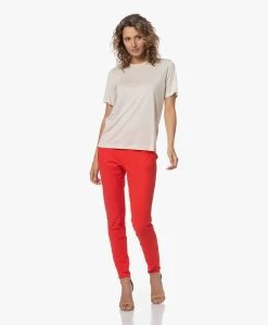 By Malene Birger Aleah Lyocell T-Shirt - Whisper White -JAMES PERSE WINKEL 230601 ed8126c2 ef2f 4050 b077 6299059fda18