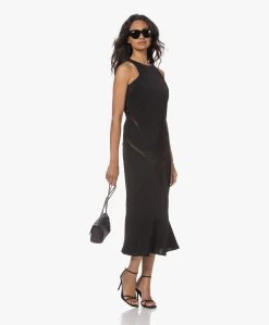 Róhe Mouwloze Razor Hals Jurk - Zwart -JAMES PERSE WINKEL 230613 9c0c20a0 99a6 4175 ba60 93fb8084ca0b