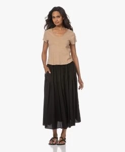 Enza Costa Cool Cotton Tiered Maxi Rok - Zwart 23 Enza Costa Cool Cotton Tiered Maxi Rok - Zwart -JAMES PERSE WINKEL 230613 e8170318 bc9e 427d 8241 ec683d6d120f