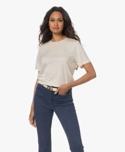 By Malene Birger Aleah Lyocell T-Shirt - Whisper White -JAMES PERSE WINKEL 230613 e8c37bbd 8067 4d17 a8e8 1a648eef68e7