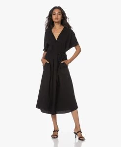 Vince Belted Lyocell Midi Jurk - Zwart -JAMES PERSE WINKEL 230614 ae0558db 1d51 49c2 a35a 027e953fba1a