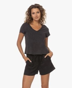 American Vintage Sonoma Cropped V-Hals T-Shirt - Vintage Black -JAMES PERSE WINKEL 230620 6b75f392 faaa 41c9 9ce5 b1e6f0e67075