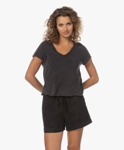 American Vintage Sonoma Cropped V-Hals T-Shirt - Vintage Black -JAMES PERSE WINKEL 230620 93b6e796 694b 4f24 90ce 13936aa7b370