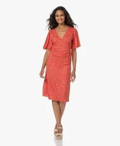 Plein Publique La Clarice Jersey Print Jurk - Bright Red 19 Plein Publique La Clarice Jersey Print Jurk - Bright Red -JAMES PERSE WINKEL 230622 c3def440 08e5 492f 9e42 3a2f734501bd