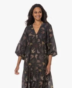 By-Bar Hayley Bird Print Crinkle Maxi Jurk - Off-Black/Multi -JAMES PERSE WINKEL 230627 66e870c6 28ca 48ca 9bf4 ae7812040381