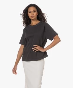 American Vintage Fizvalley Katoenen Boxy T-Shirt - Vintage Carbone -JAMES PERSE WINKEL 230629 9062957c 7fe1 4a34 bfcc e89ef5827b03